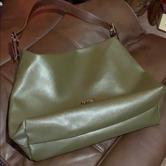 Dooney & Bourke LARGE leather shoulder bag - Picture 3 of 8